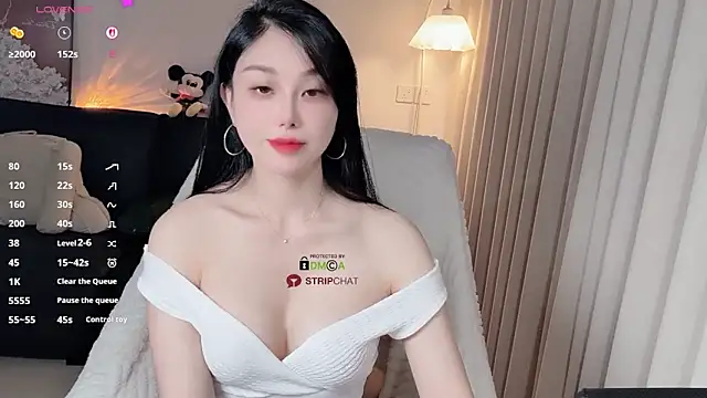 Xiatian520  online show from April 2026 02:12:02 PM