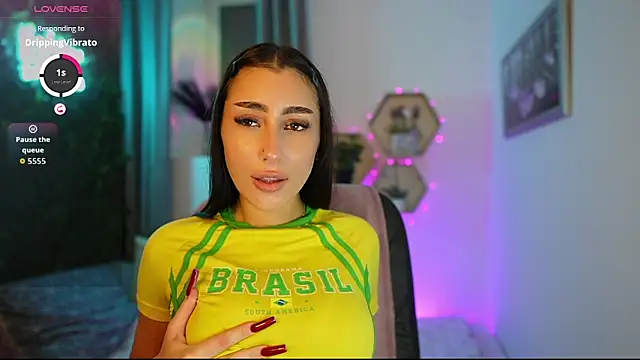 Snapshot of Bree__Morgan chatting on December 2025 07:37:02 PM Bree Morgan online show from December 2025 07:37:02 PM