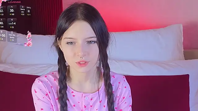 Angel  Rosse online show from December 2025 04:42:01 PM