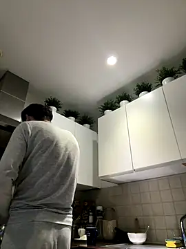 Michel huge online show from November 2025 07:45:01 AM