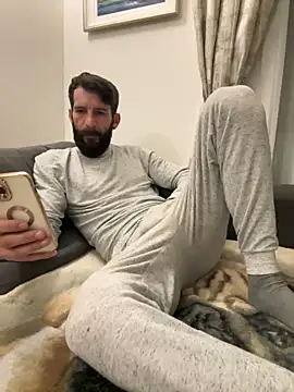 Michel huge online show from October 2025 06:01:01 AM