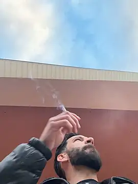 Michel huge online show from March 2026 04:53:01 AM