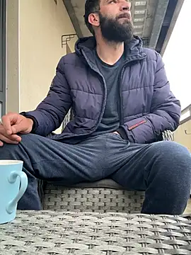 Michel huge online show from April 2026 07:04:02 AM