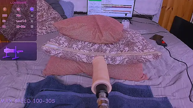 M I L F A online show from May 2026 08:10:02 AM