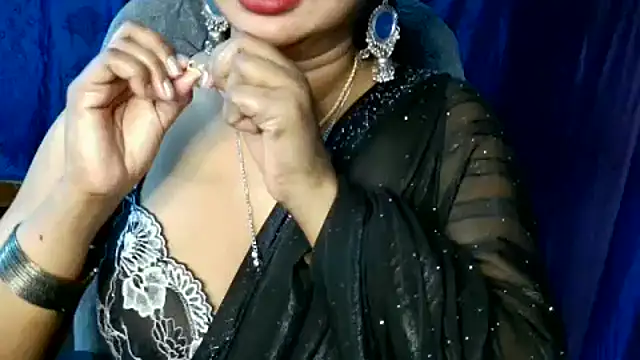 Snapshot of QUEEN_SAKHI- chatting on March 2026 06:15:02 PM QUEEN SAKHI- online show from March 2026 06:15:02 PM