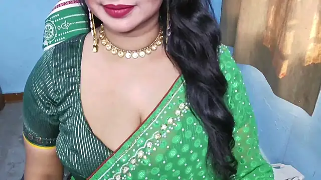 Snapshot of QUEEN_SAKHI- chatting on February 2026 07:48:02 AM QUEEN SAKHI- online show from February 2026 07:48:02 AM