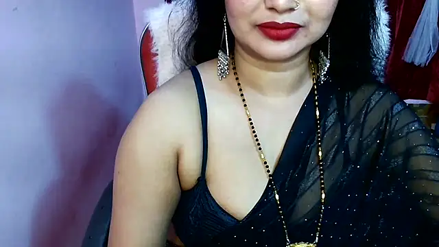 Snapshot of QUEEN_SAKHI- chatting on February 2026 05:15:02 PM QUEEN SAKHI- online show from February 2026 05:15:02 PM