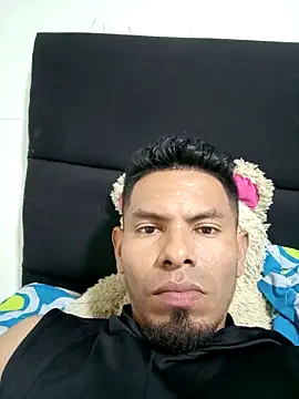 Snapshot of MI_GERALD chatting on September 2025 09:06:02 PM MI GERALD online show from September 2025 09:06:02 PM