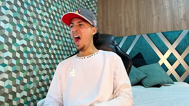 Marcus Jeron online show from November 2025 06:41:02 PM