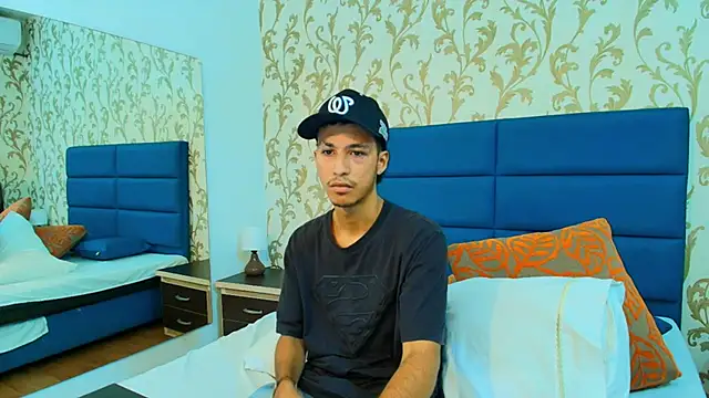 Marcus Jeron online show from October 2025 09:48:02 PM