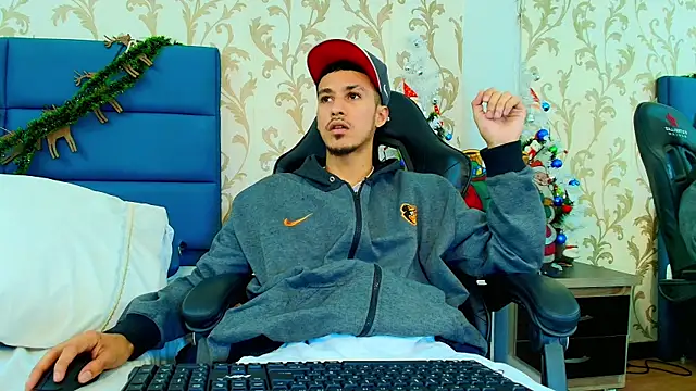 Marcus Jeron online show from December 2025 01:22:02 AM