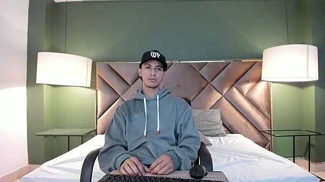 Marcus Jeron online show from October 2025 09:46:01 PM