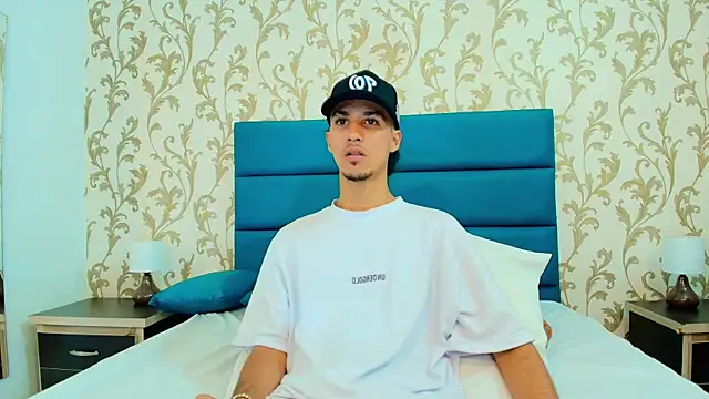 Marcus Jeron online show from November 2025 09:48:01 PM