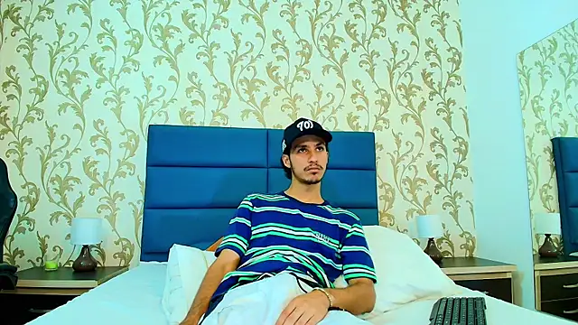 Marcus Jeron online show from November 2025 11:42:01 PM