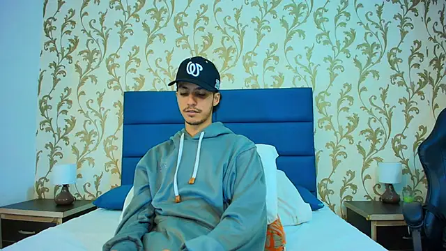 Marcus Jeron online show from November 2025 03:11:02 AM