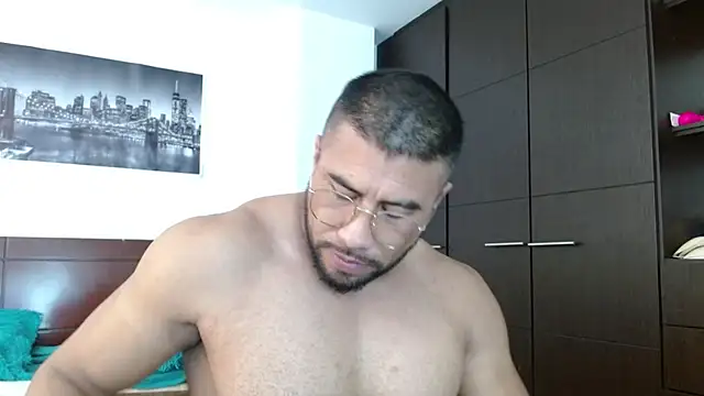 AntonyDAngelo25 online show from October 2025 09:11:02 PM