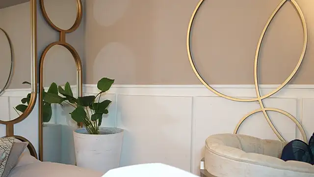 Thiago Valente online show from October 2025 01:10:01 PM