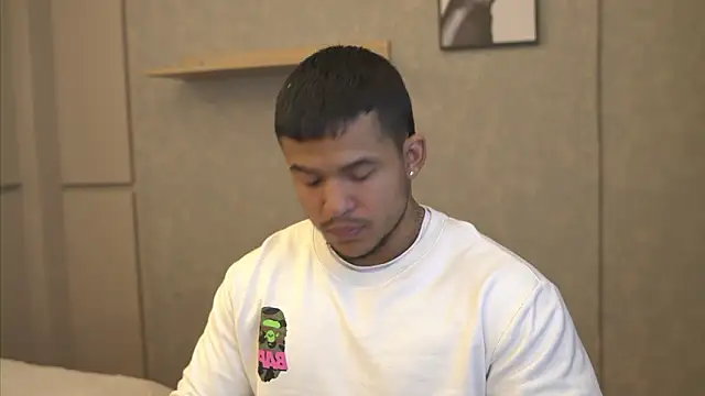 Thiago Valente online show from March 2026 01:18:01 PM