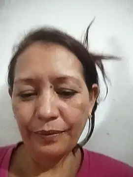 Snapshot of marinita13 chatting on September 2025 03:33:01 AM marinita13 online show from September 2025 03:33:01 AM