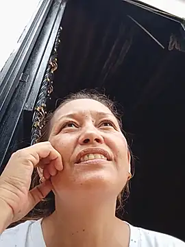 marinita13 online show from May 2026 04:13:01 PM
