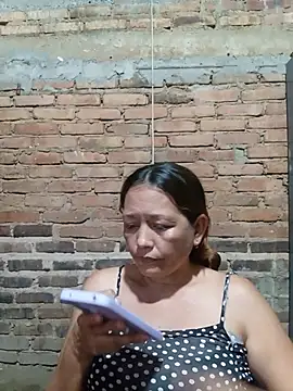 marinita13 online show from June 2026 12:52:02 AM