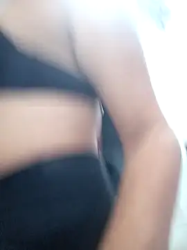 marinita13 online show from March 2026 03:46:01 AM