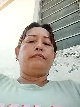 marinita13 online show from March 2026 05:57:01 PM