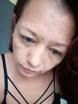 marinita13 online show from February 2026 12:27:01 PM