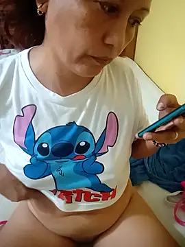 marinita13 online show from February 2026 12:39:02 AM