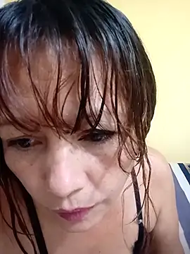 marinita13 online show from February 2026 12:52:02 AM