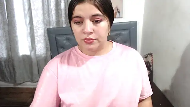 Snapshot of sarah_aguilar chatting on July 2026 02:50:01 PM sarah aguilar online show from July 2026 02:50:01 PM