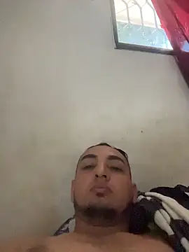 Alejand276765 online show from October 2025 05:48:02 PM