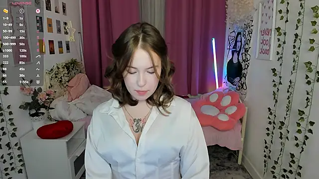 LanaRoselle online show from March 2026 09:32:02 PM