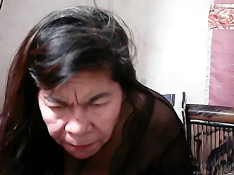 Hottestsexxy Elynnn online show from April 2026 05:41:02 PM