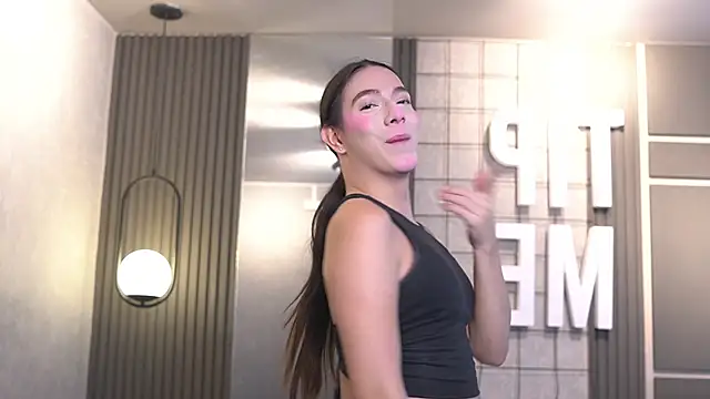 Ariaa Isabell online show from May 2026 01:21:02 PM