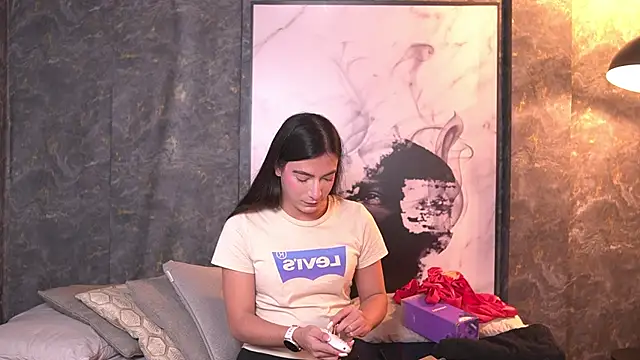 Ariaa Isabell online show from March 2026 06:29:02 PM