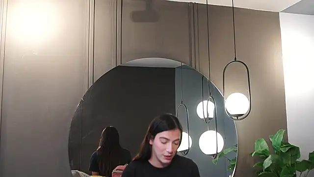 Ariaa Isabell online show from March 2026 06:36:01 PM