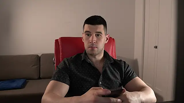 Sand0w online show from April 2026 10:45:02 PM