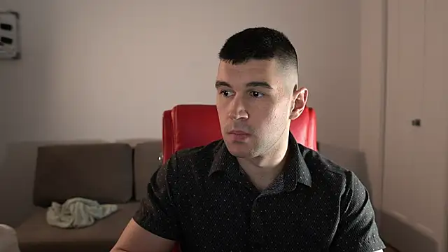 Sand0w online show from March 2026 08:52:01 PM