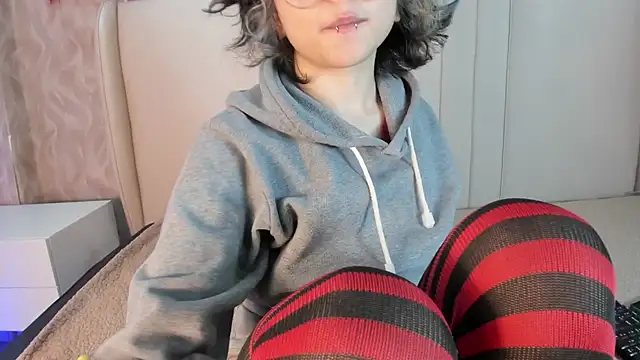 TerumiKitty online show from March 2026 09:49:01 PM