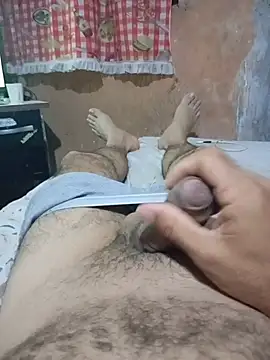 NAUFRAGO 17CM online show from June 2026 02:18:01 AM