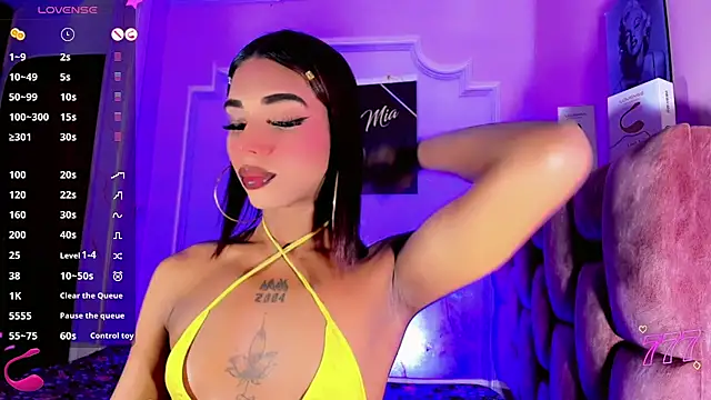 LADY-HOT-SEXY- online show from June 2026 10:05:01 PM