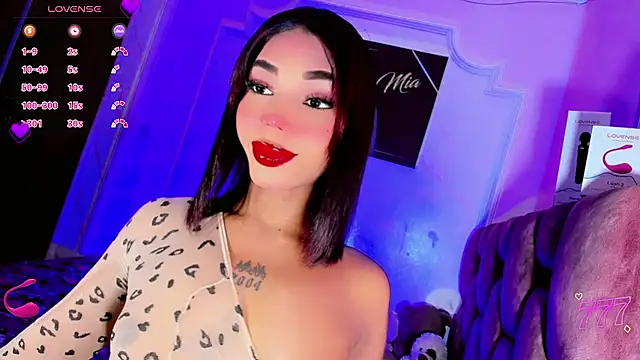 Snapshot of LADY-HOT-SEXY- chatting on June 2026 02:53:01 AM LADY-HOT-SEXY- online show from June 2026 02:53:01 AM