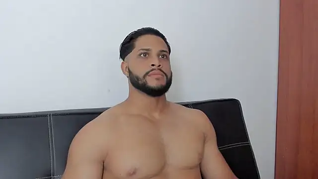 Pier Simons online show from December 2025 03:27:02 PM