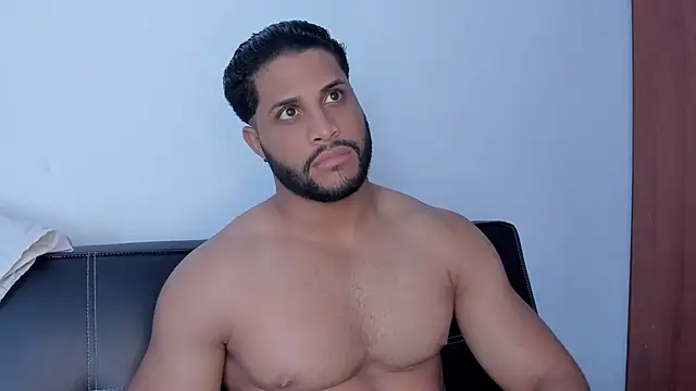 Pier Simons online show from November 2025 03:35:02 PM