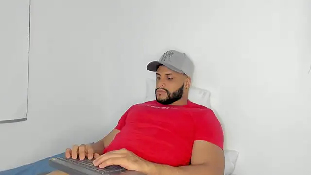 Pier Simons online show from February 2026 07:09:01 AM