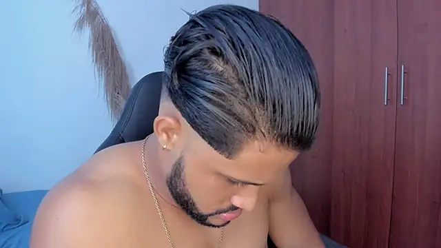 Pier Simons online show from March 2026 02:19:02 PM