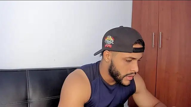 Pier Simons online show from November 2025 04:00:01 PM