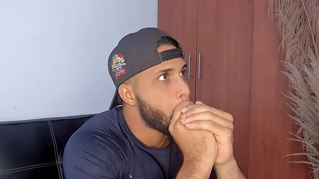 Pier Simons online show from November 2025 03:38:02 PM