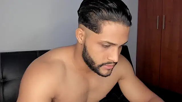 Pier Simons online show from February 2026 07:17:02 AM